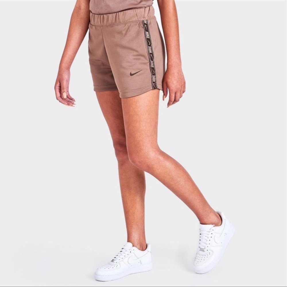 Nike Shorts High Rise Short Length Sportswear Logo NWT